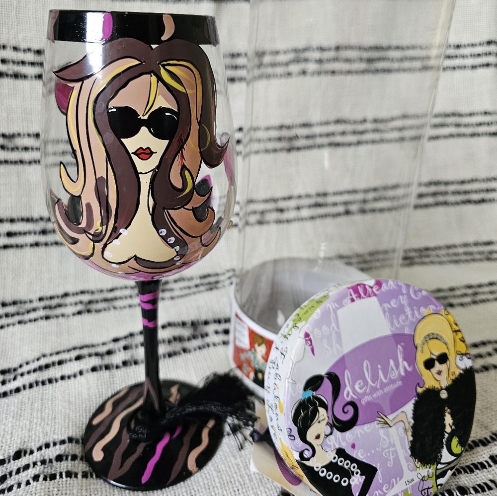 NIB Delish 15 oz Hand Painted Wine Glass
